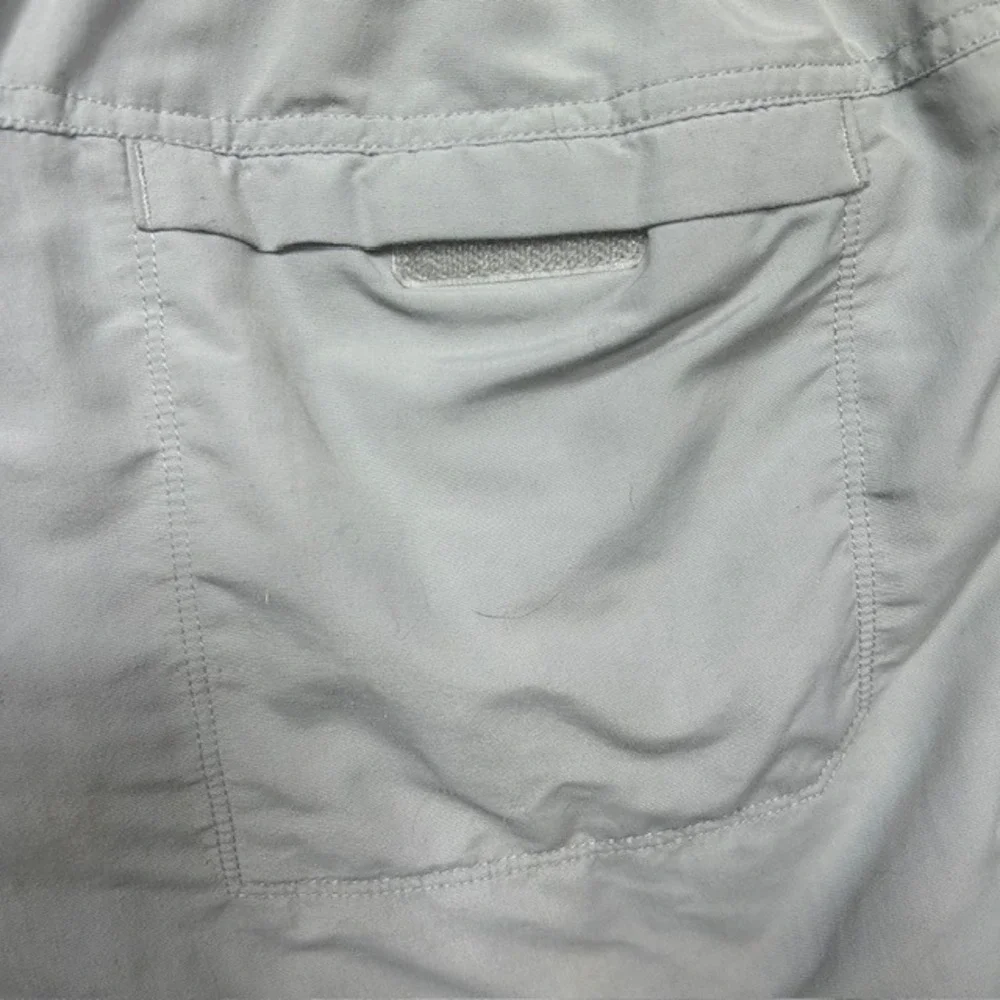 The North Face Shorts Mens SMALL Grey Class V Belted Hiking Trunks Belted Cargo‎